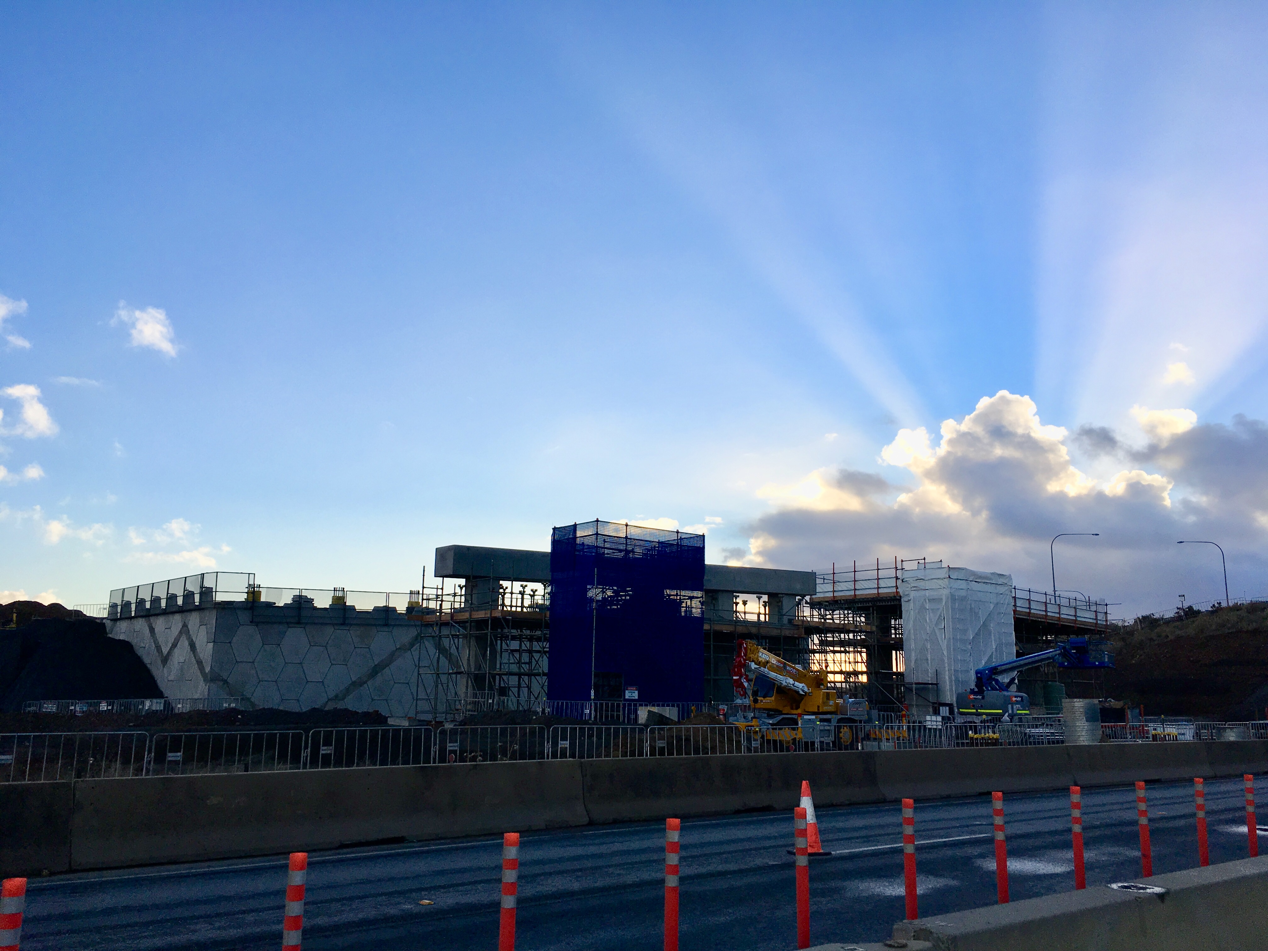 Constructing the bridge over the Port River Expressway - June 2018